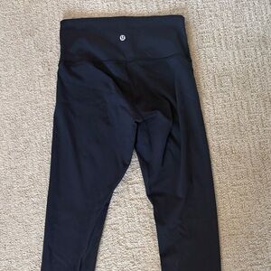 lululemon athletica women’s Midnight Black Leggings size 6